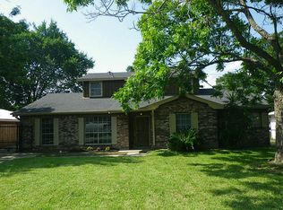 522 W Nelda Rd, Houston, TX 77037