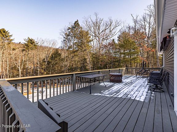 5th image of 854 Lily Lake Rd