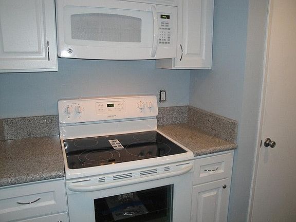 Old Photo. New photos of the remolded townhouse is expected by October 19.