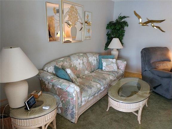3rd image of 497 Midway Dr #B