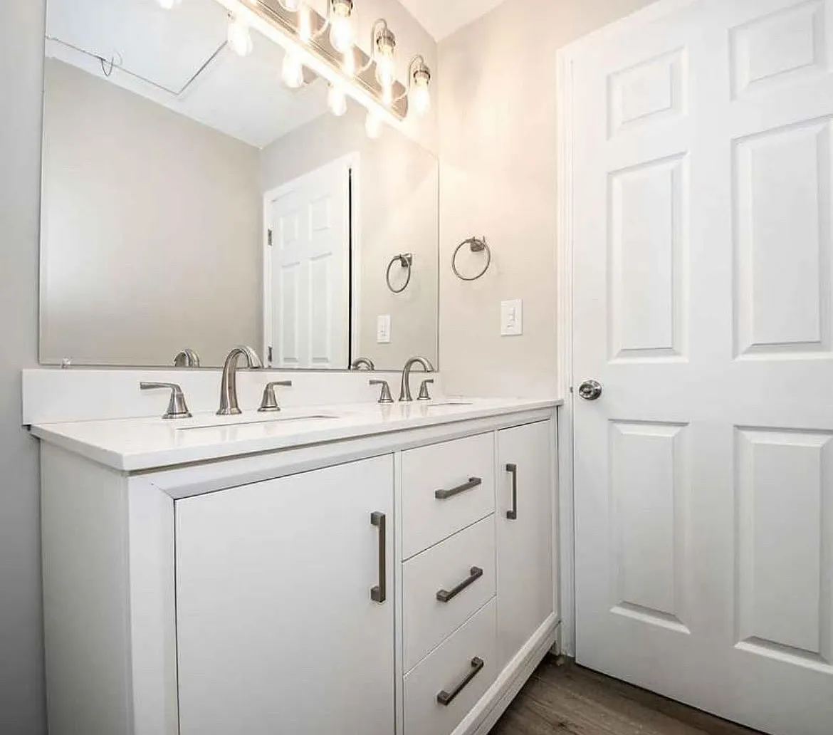 4 bed, 1753 sqft, $2,100 — Photo 3