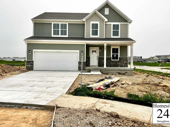 701 Narvik Cir, Stoughton, WI 53589
