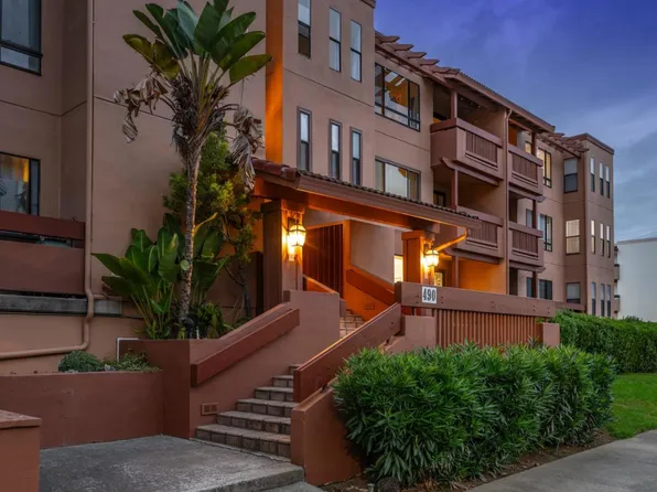 490 Mariners Island Blvd APT 102, San Mateo, CA 94404