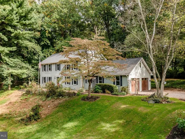 2455 Strasburg Rd, Coatesville, PA 19320