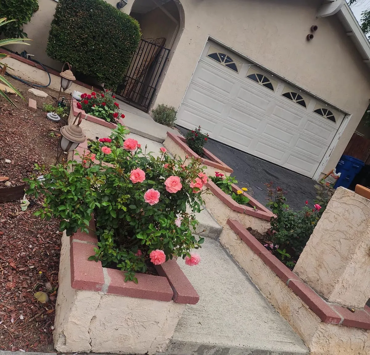 3 bed, 1416 sqft, $4,000 — Photo 1