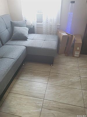 1st image of 8502 121st St