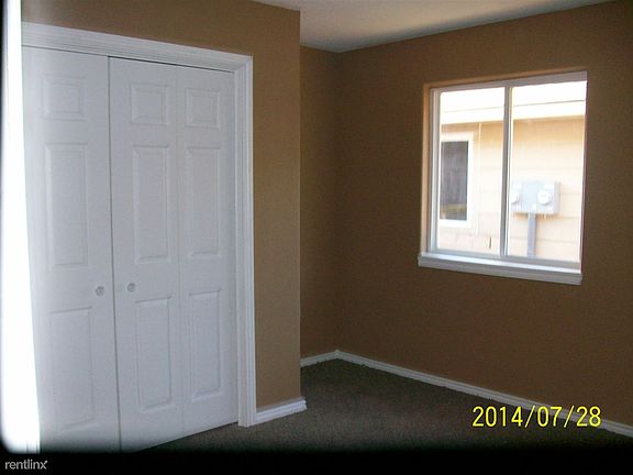 2419 S. St Clair (5)