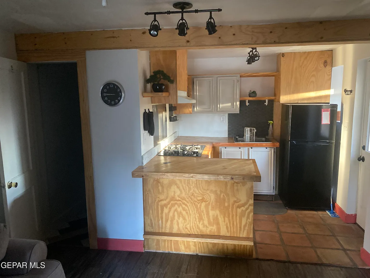 1 bed, 750 sqft, $850 — Photo 2