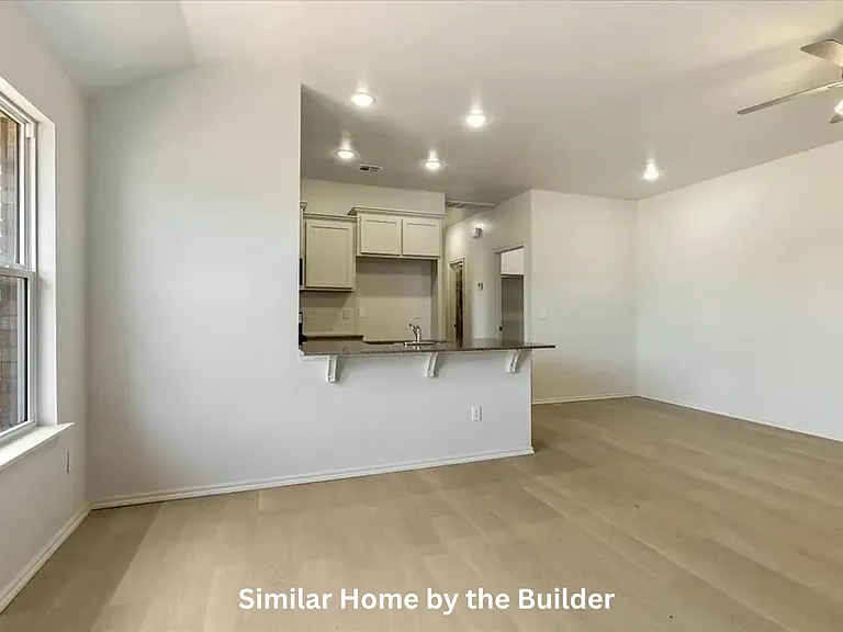 1416 SW Wisconsin Ave #1 — Photo 6