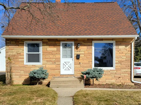 913 Aldon St SW, Wyoming, MI 49509