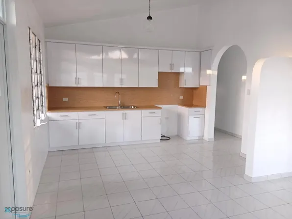 3 Guanabanos, Aguada, PR 00602