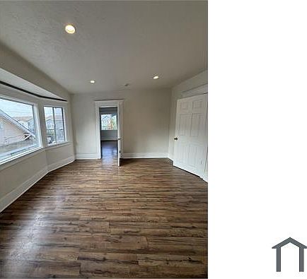 5th image of 3918 1/2 Wisconsin Pl