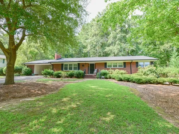206 Sunset Dr, Abbeville, SC 29620