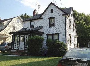 9312 219th St, Queens Village, NY 11428