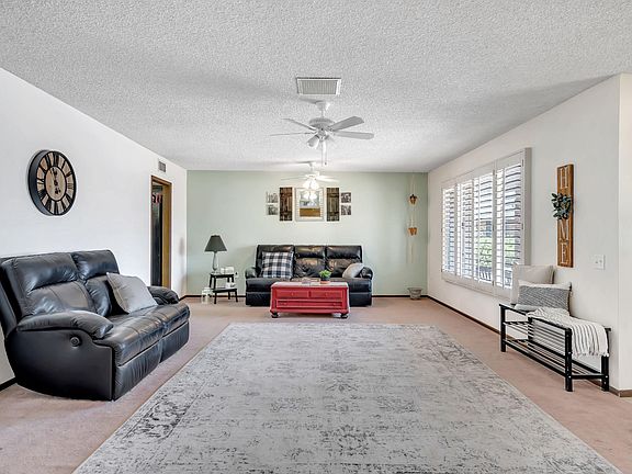 5th image of 12402 N Cantata Ct