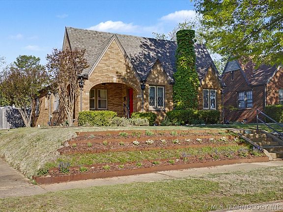 4th image of this home
