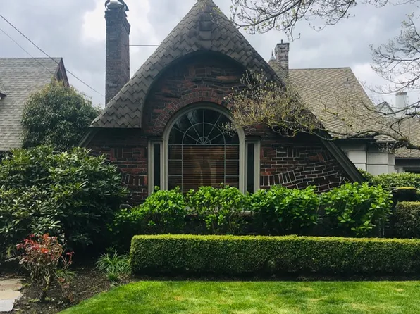 7111 SE Reed College Pl, Portland, OR 97202