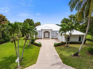 60 N River Rd, Sewalls Pt, FL 34996