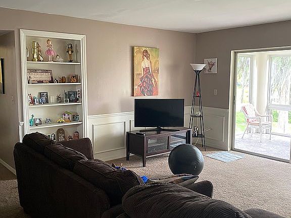 2nd image of 10376 Carrollwood Ln APT 255