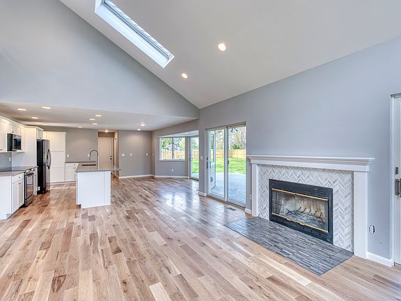 4th image of 32 Vista Ct