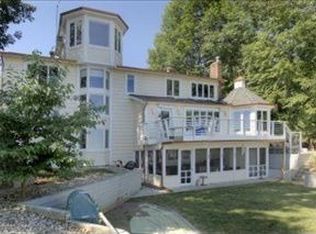 2501 Woody Noll Dr, Portage, MI 49002