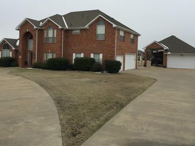 1202 Louisiana Downs Cir, Terrell, TX, 75160