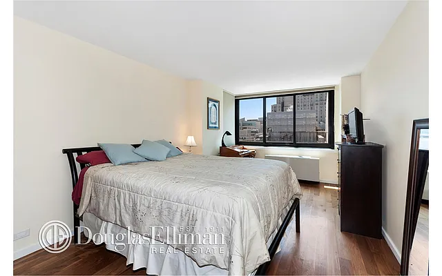 Sold by Douglas Elliman | media 43