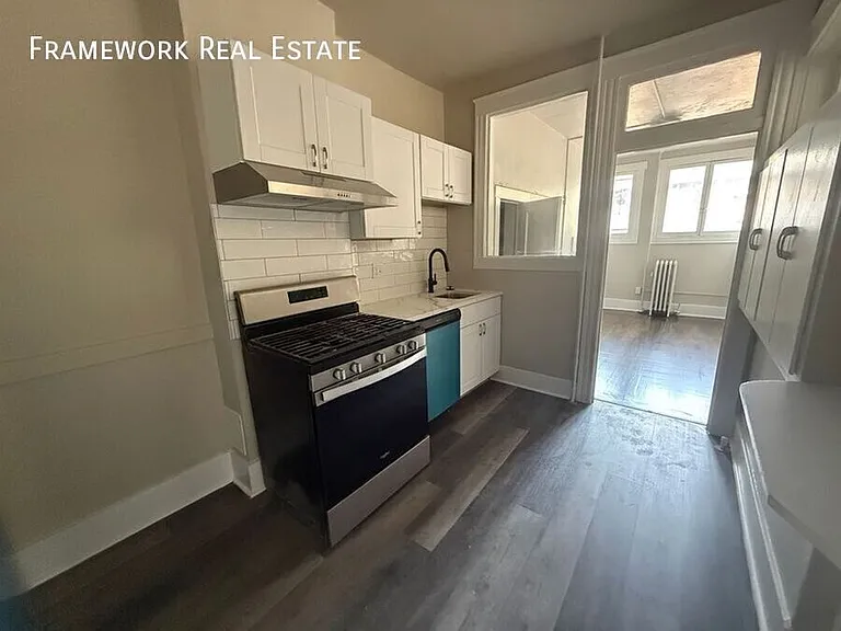 2760 E 14th Ave #9 — Photo 5