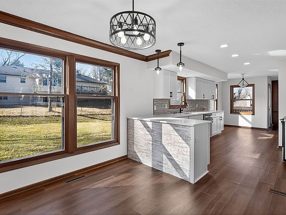 5th image of 3700 SW 29th St