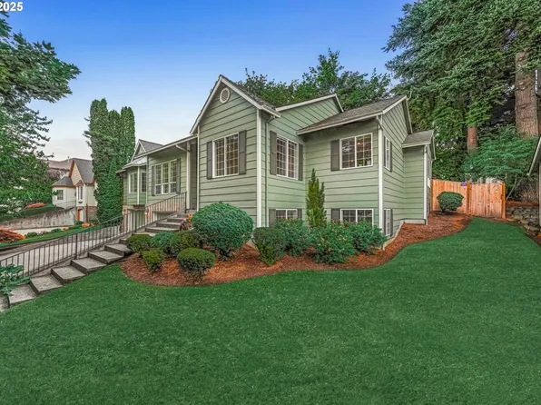 39510 Hood St, Sandy, OR 97055