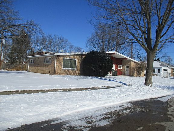 2nd image of 1404 E Mumford Dr