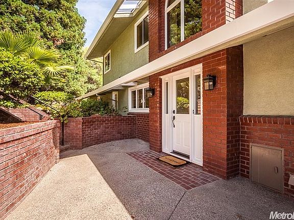 3rd image of 600 Cordillera Ct