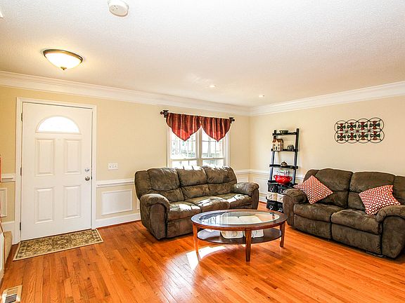 5th image of 12162 Island View Cir