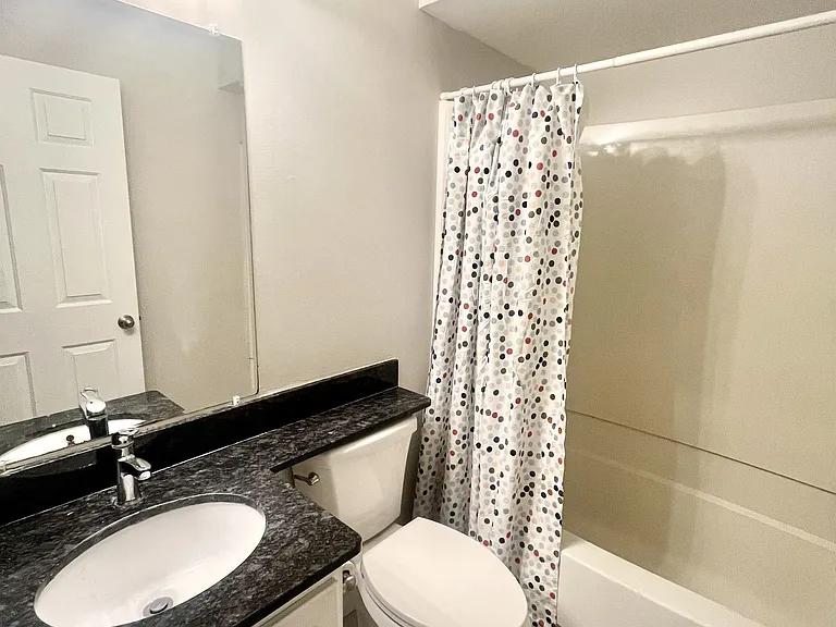 62 Madison St #2 — Photo 4