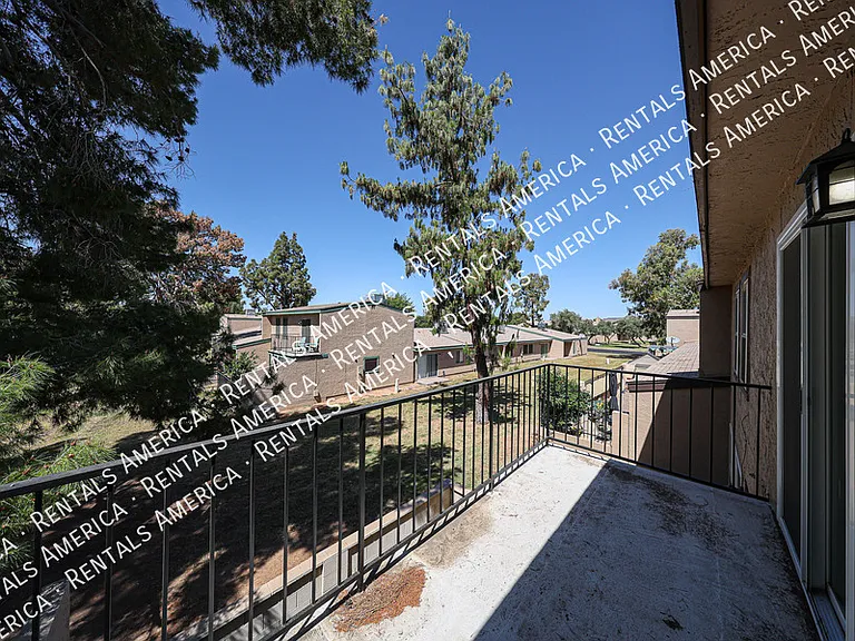 4555 W Continental Dr — Photo 44