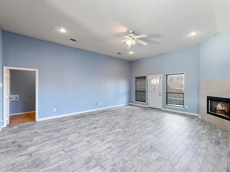 2923 Preston Trl — Photo 10