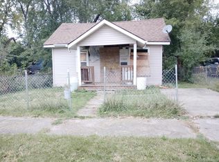 1302 Huron St, Flint, MI 48507