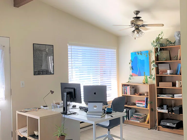 Dining or workstation area - kitchen to the right (not on photo)