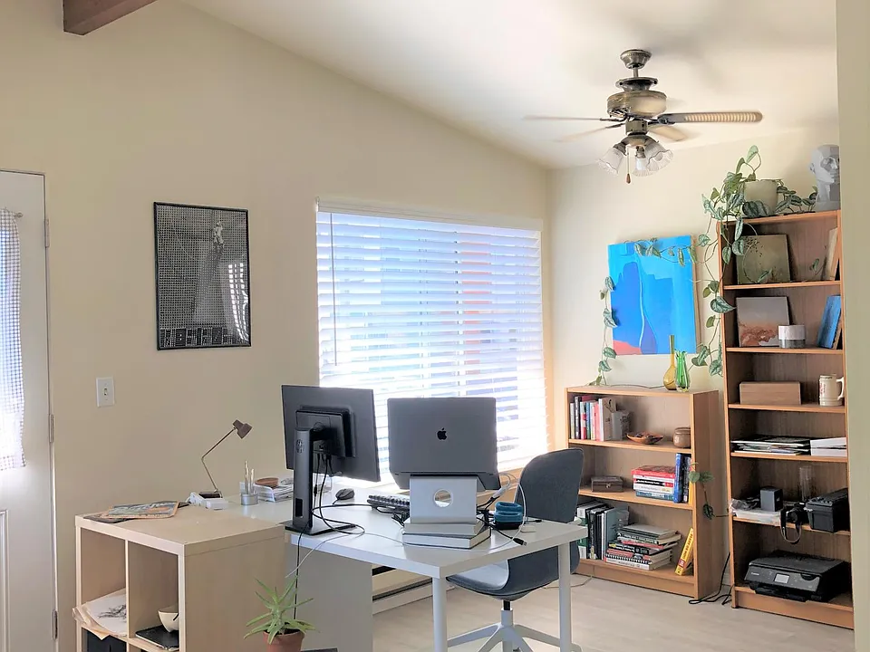 Dining or workstation area - kitchen to the right (not on photo)