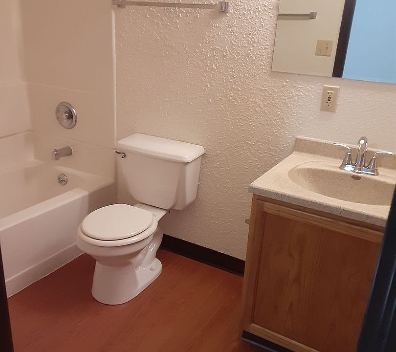 1st image of 817-821 36th Ave S #817-02