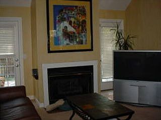 2nd image of 101 Elm Pl