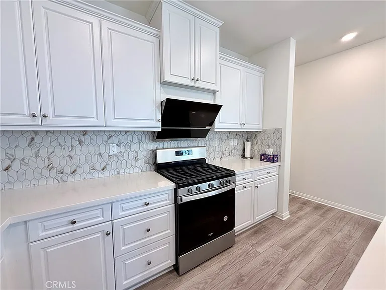4116 E Coronado Privado — Photo 8