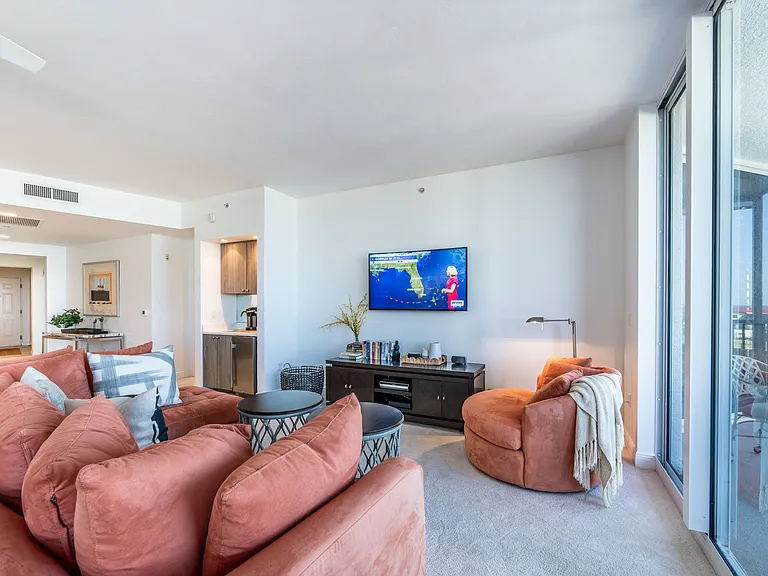 3313 Sunset Key Cir #336 — Photo 32