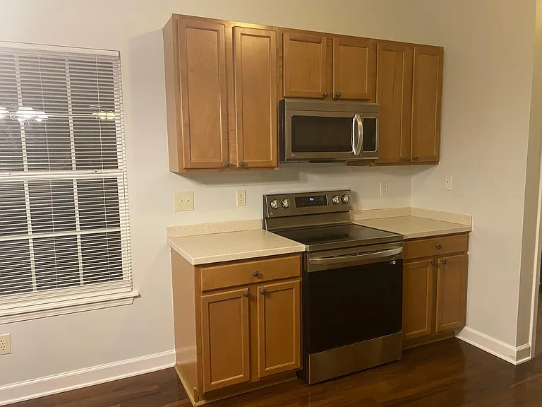 1728 Jervey Ave — Photo 10