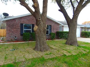1422 Rockbrook St, Lancaster, TX 75134