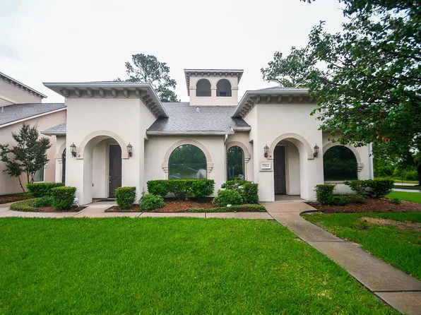12814 Willow Centre Dr, Houston, TX 77066