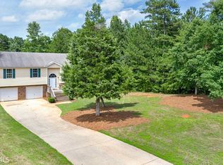 390 Long Creek Dr, Covington, GA 30016