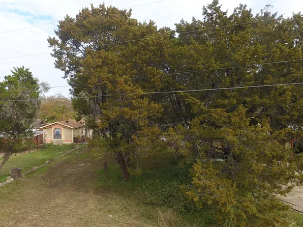 3809 Pawnee Ct, Granbury, TX 76048