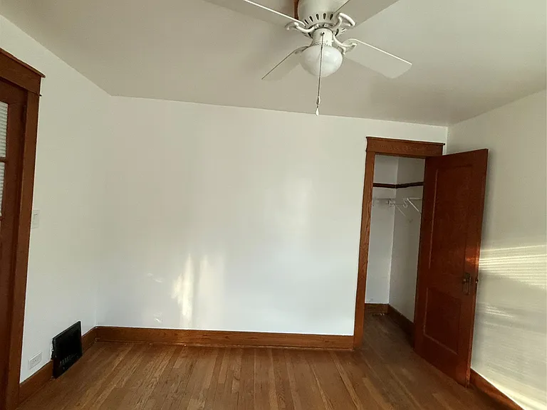 209 Dudley Ave — Photo 10