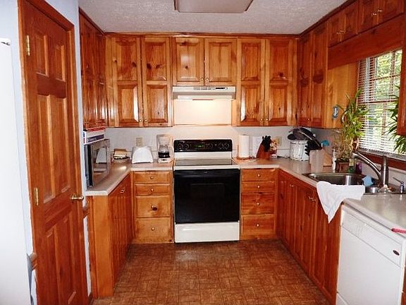 5th image of 5520 Farm House Ln